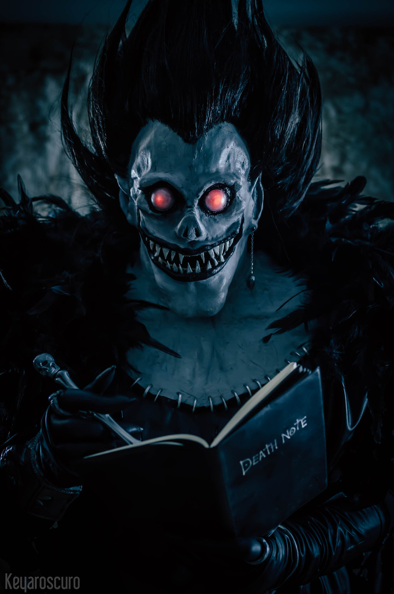 Cosplay by Grellish | Photo by Keyaroscuro